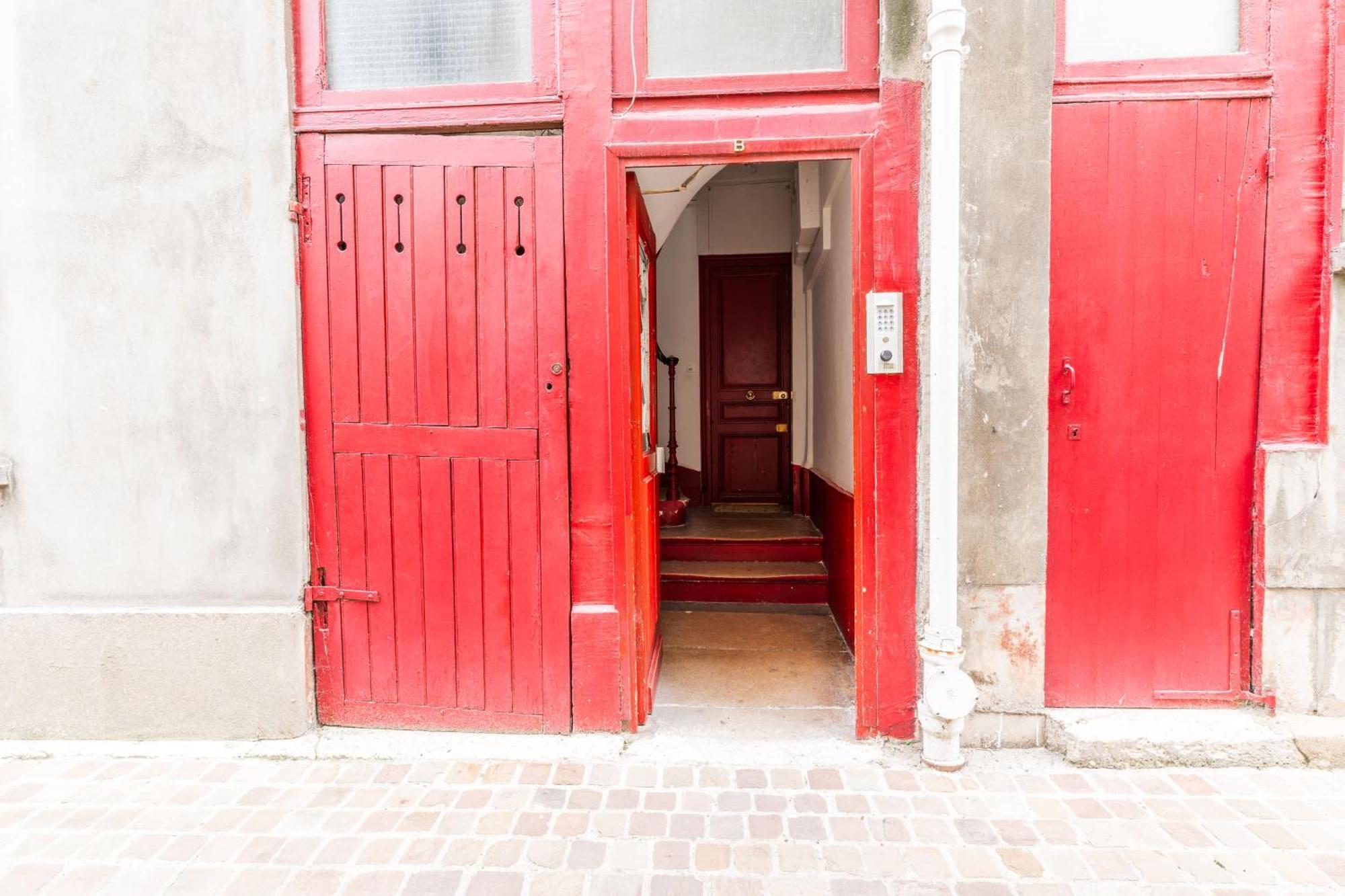 Loft 4 Bedroom Montmartre Pigalle Ac By Lcc Agency Париж Экстерьер фото